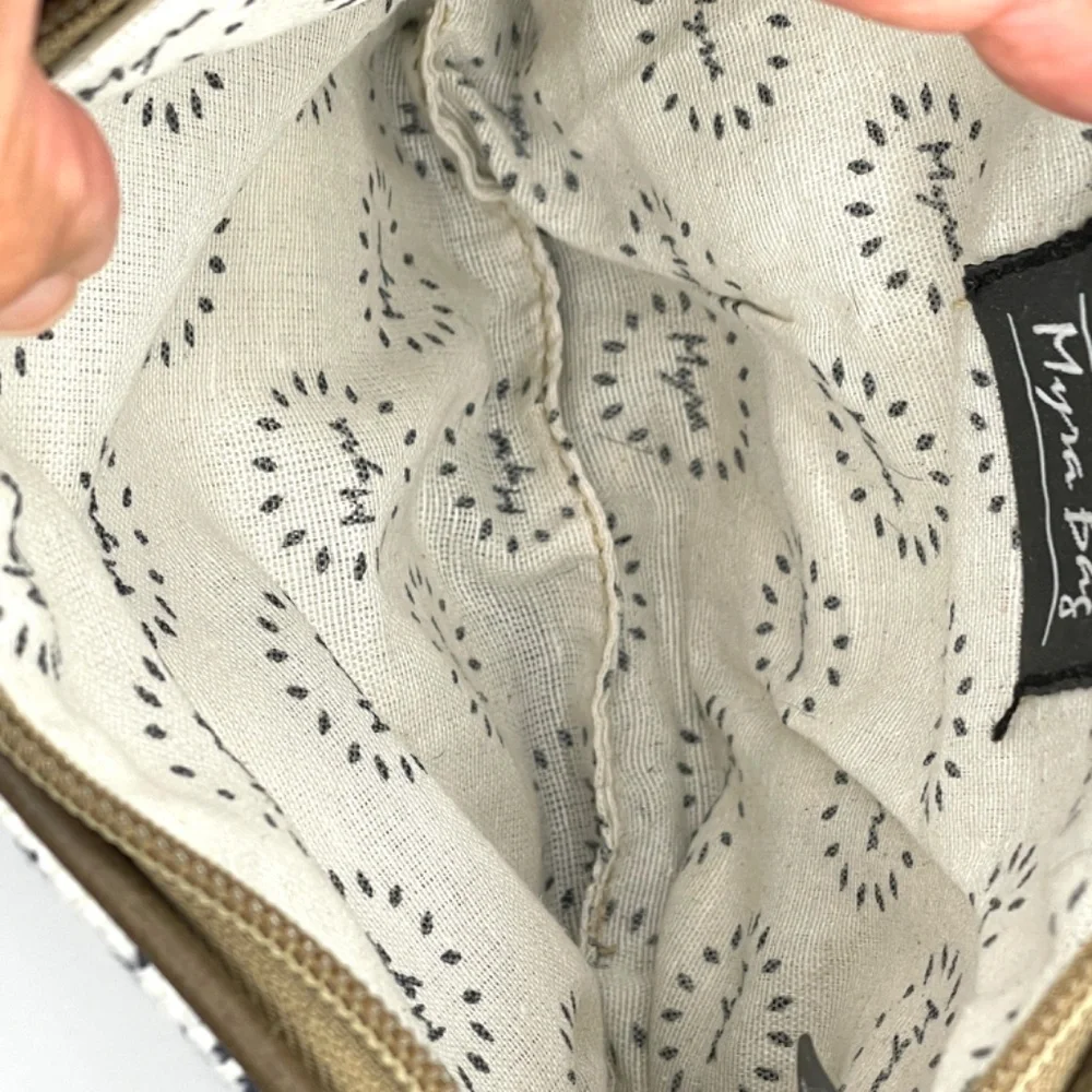 Myra Bag Blossom Motif Design Rug Pouch S-1335 Wristlet Purse Bag Clutch NWT